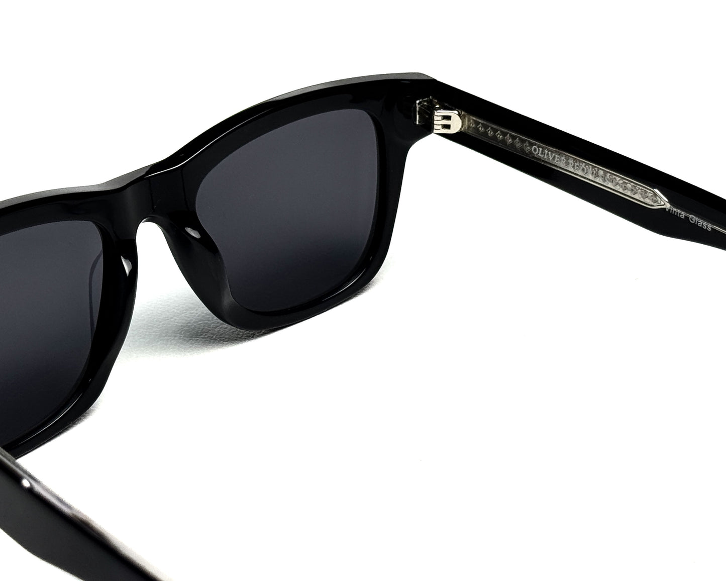 OLIVER PEOPLES SUN 100587